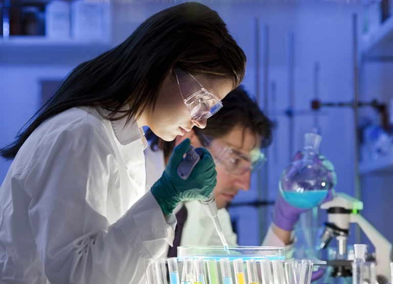 Why Humidify... Cleanrooms & Laboratories Humidification