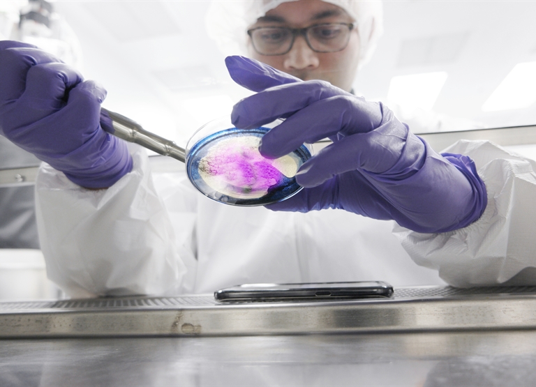 Why Humidify for... Life Sciences