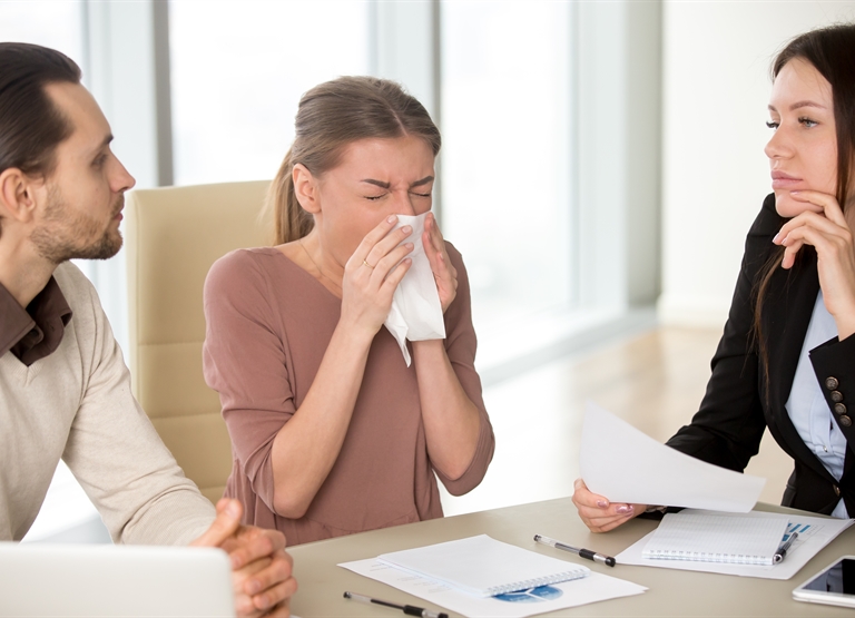 4 Great Ways to Reduce the Spread of Germs at the Office