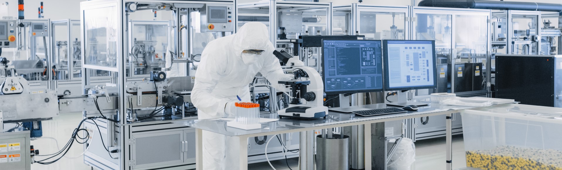 Humidified medical device manufacturing environment