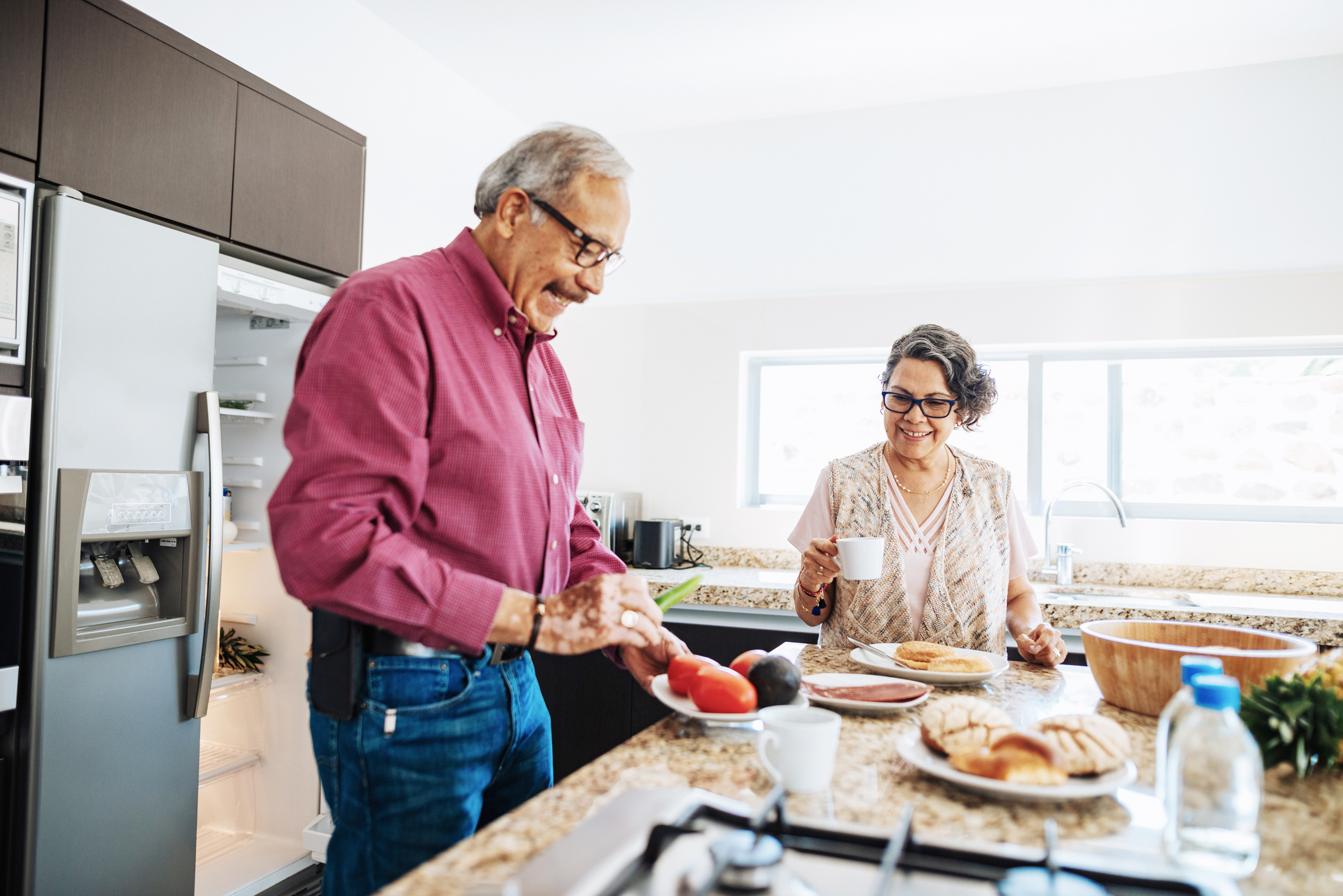 People eating healthy at home People eating healthy at home